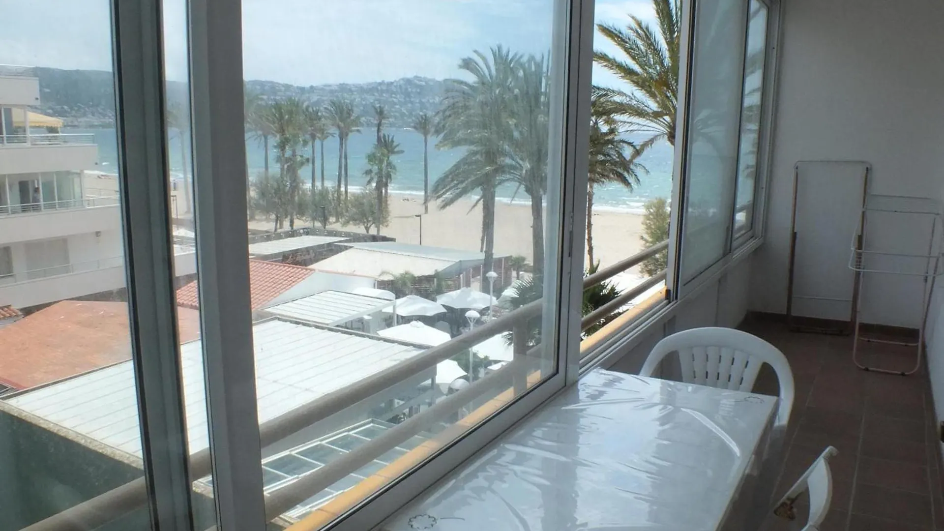 Apartamento En Roses: Terraza, Piscina, 6 Pers. - Es-204-74 0*, Roses Spanje